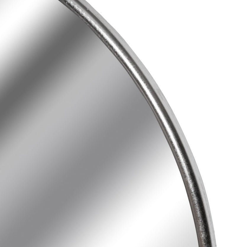 silver detail of edge